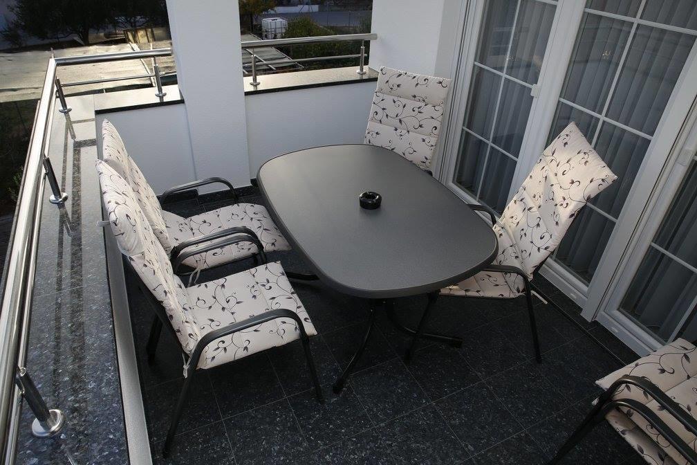 Apartments Simic Vodice Luaran gambar